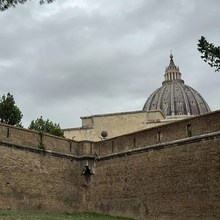 San Pietro Vatican 5 Min Walk Rome